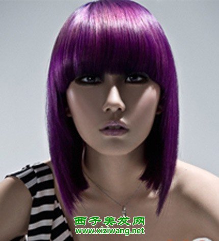 女生葡萄紫长直发造型个性另类的长直发发型