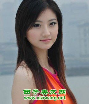 女生直发层次发型图片变清纯小美女