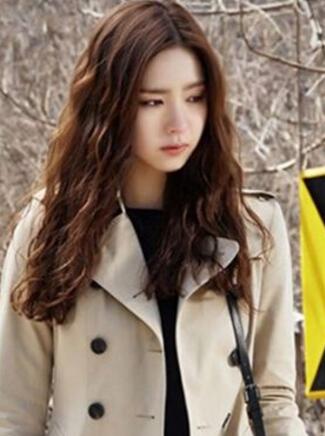 气质韩式卷发发型图片打造韩剧女主角形象