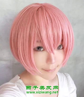齐刘海粉色短发发型迷人性感短发型
